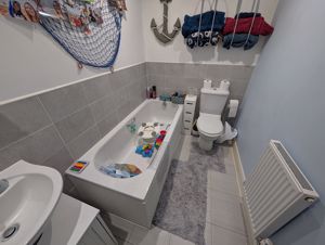 Photo 14- click for photo gallery